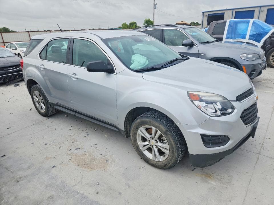 2017 CHEVROLET EQUINOX LS 4