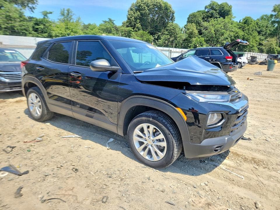 2023 CHEVROLET TRAILBLAZER LS 4