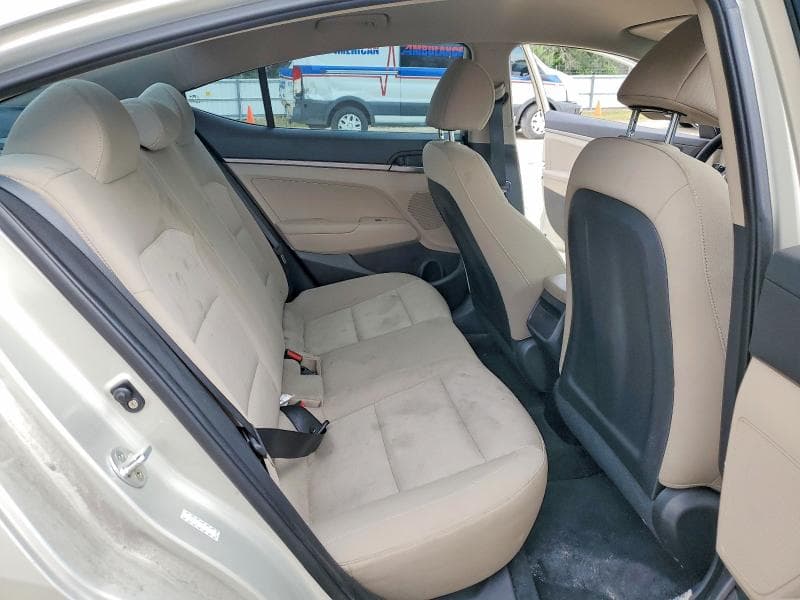 2017 HYUNDAI ELANTRA SE 10