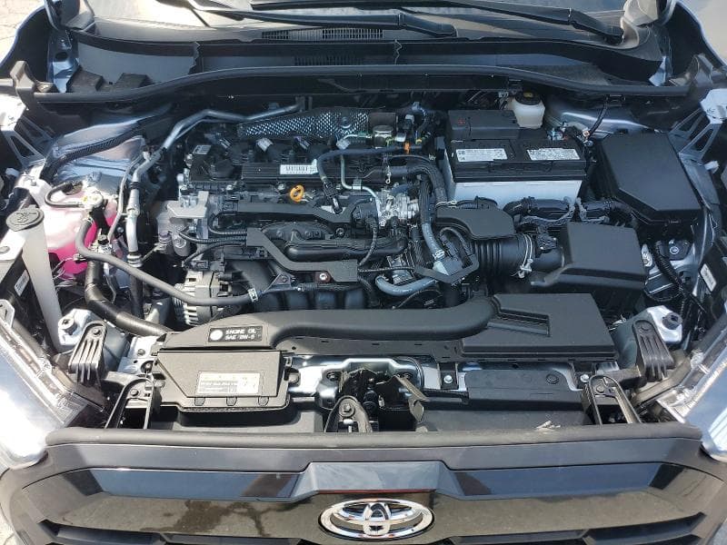 2026 TOYOTA COROLLA CROSS XLE 12