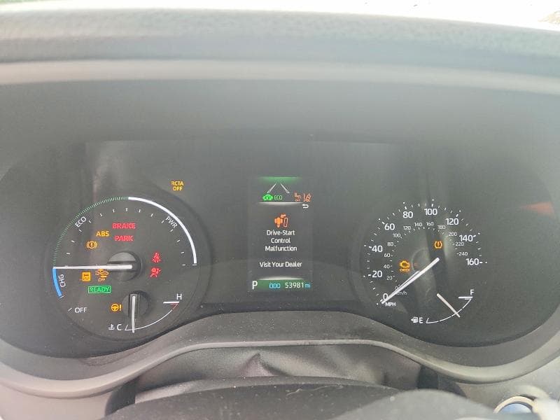 2024 TOYOTA SIENNA LE 9