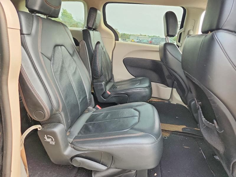 2017 CHRYSLER PACIFICA TOURING L 11