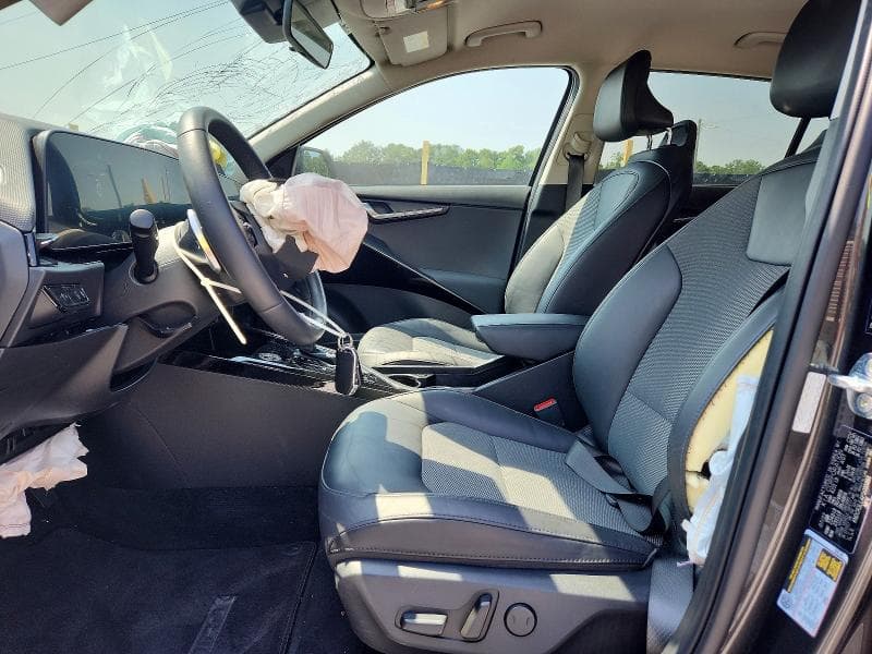 2023 KIA NIRO EX 7