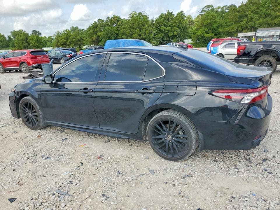 2023 TOYOTA CAMRY XSE 2