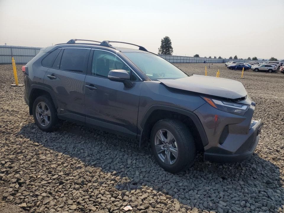 2024 TOYOTA RAV4 HYBRID XLE 4