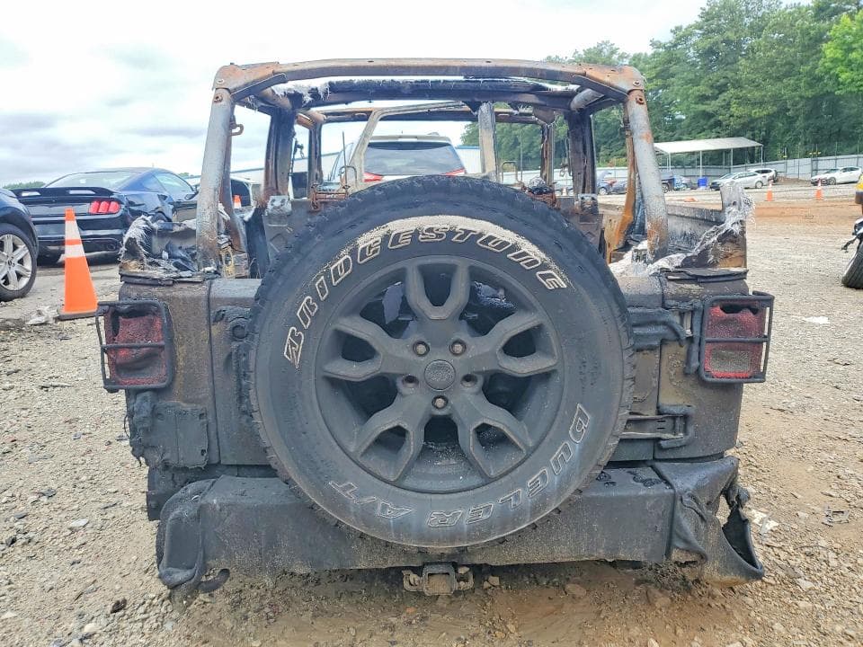 2018 JEEP WRANGLER UNLIMITED SAHARA 6