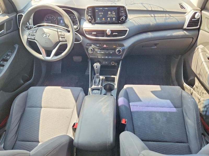 2020 HYUNDAI TUCSON SE 8