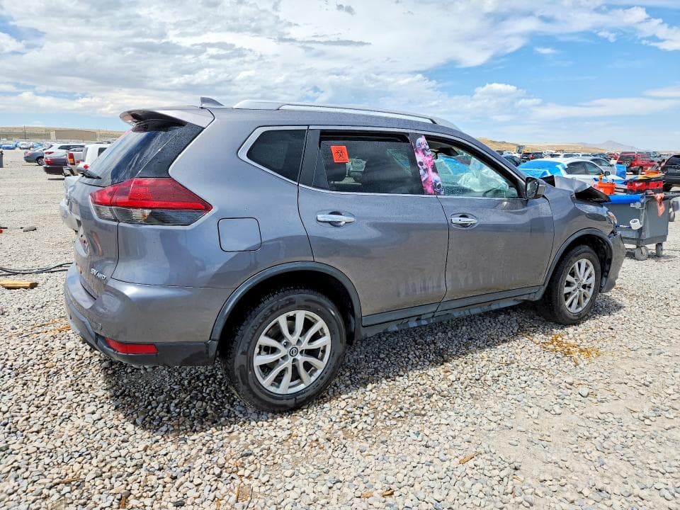 2020 NISSAN ROGUE SV 3