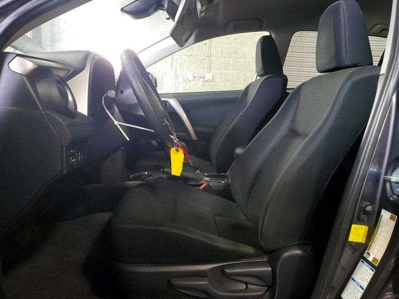 2017 TOYOTA RAV4 LE 7