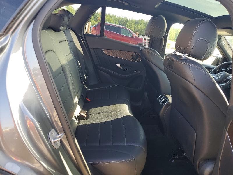 2019 MERCEDES-BENZ GLC 300 10