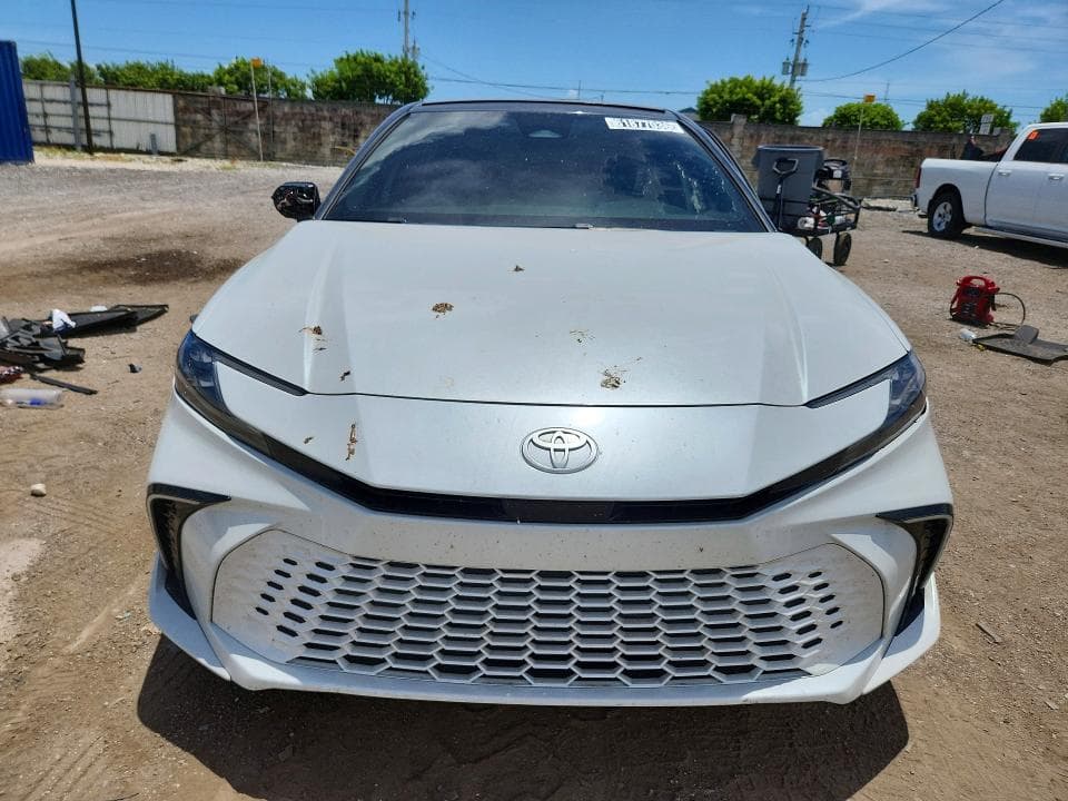 2025 TOYOTA CAMRY XSE 5