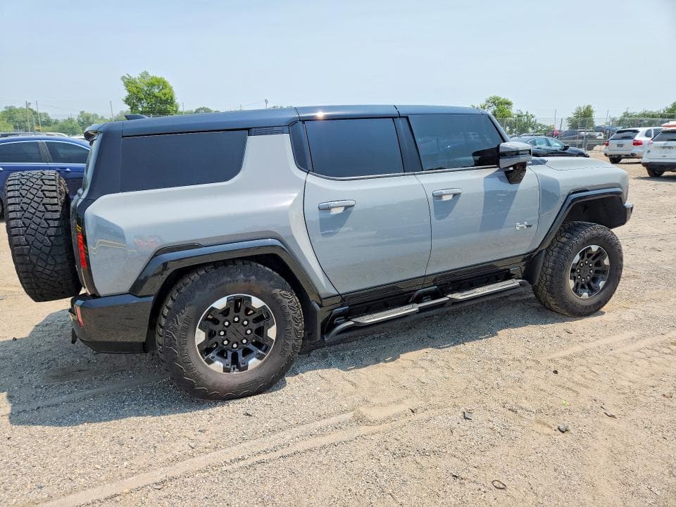 2024 GMC HUMMER SUV 2X 3