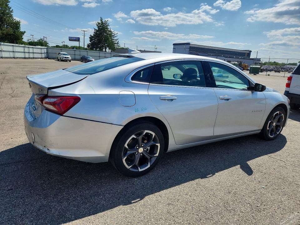 2022 CHEVROLET MALIBU LT 3