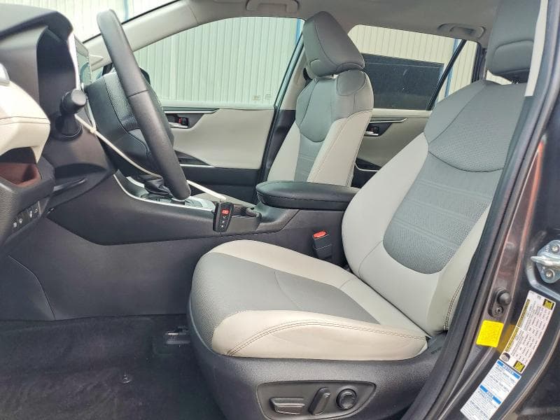 2021 TOYOTA RAV4 LIMITED 7