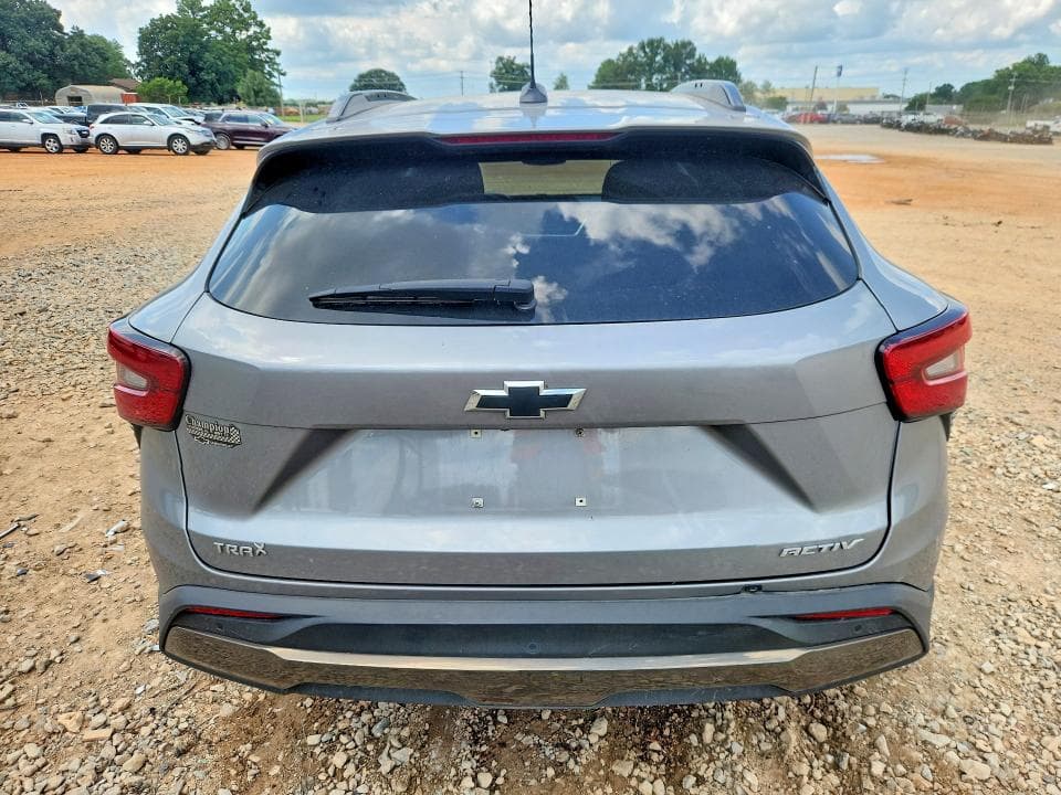 2025 CHEVROLET TRAX ACTIV 6