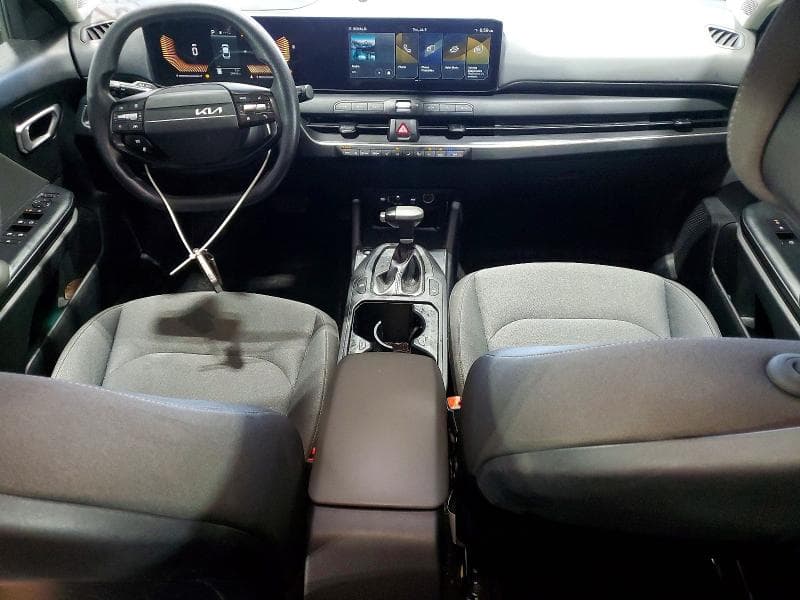 2025 KIA K4 LXS 8