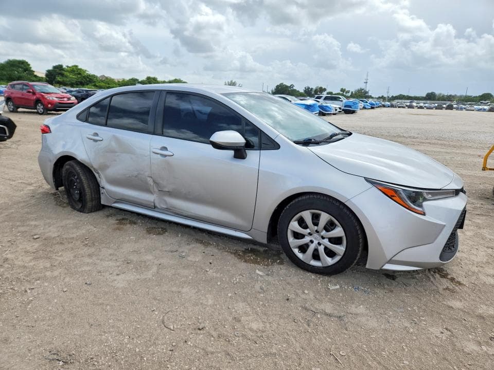 2022 TOYOTA COROLLA LE 4