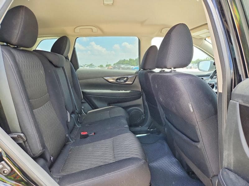 2019 NISSAN ROGUE SV 11