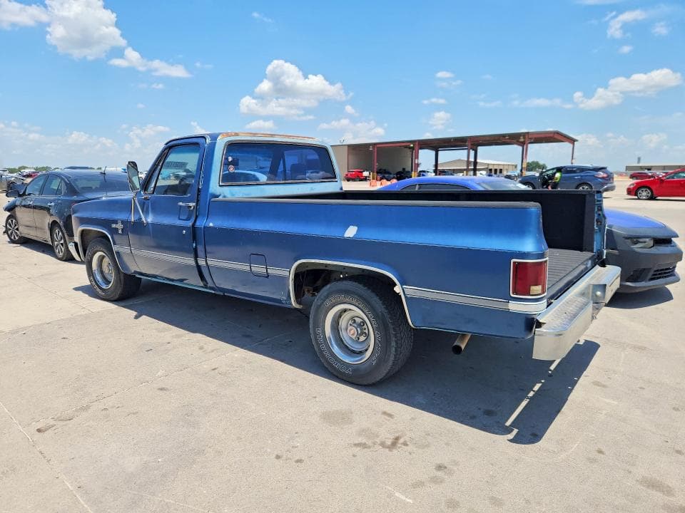 1984 CHEVROLET C10 2