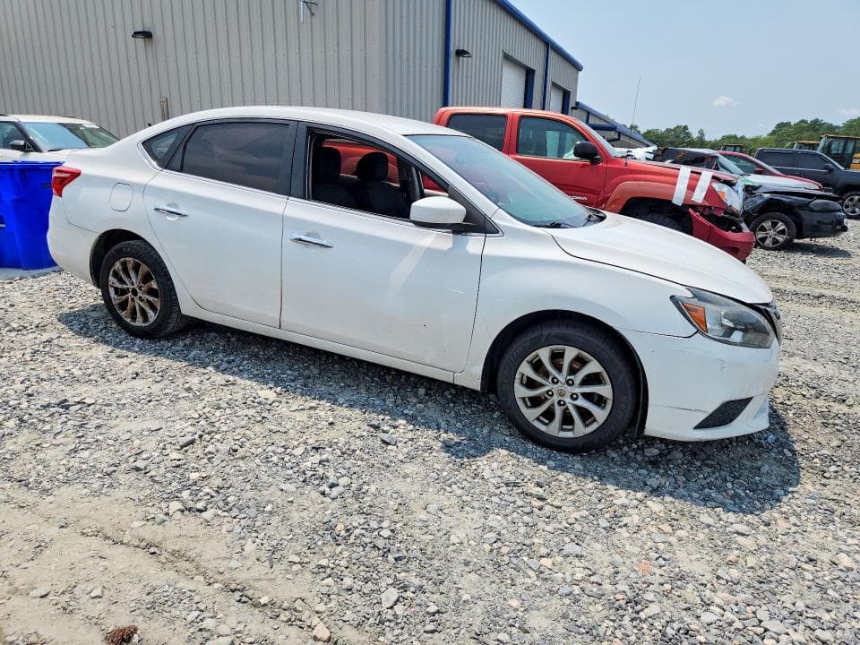 2019 NISSAN SENTRA SV 4