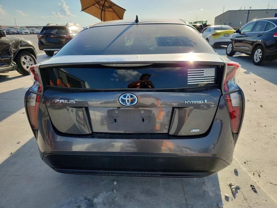 2018 TOYOTA PRIUS TWO ECO 6