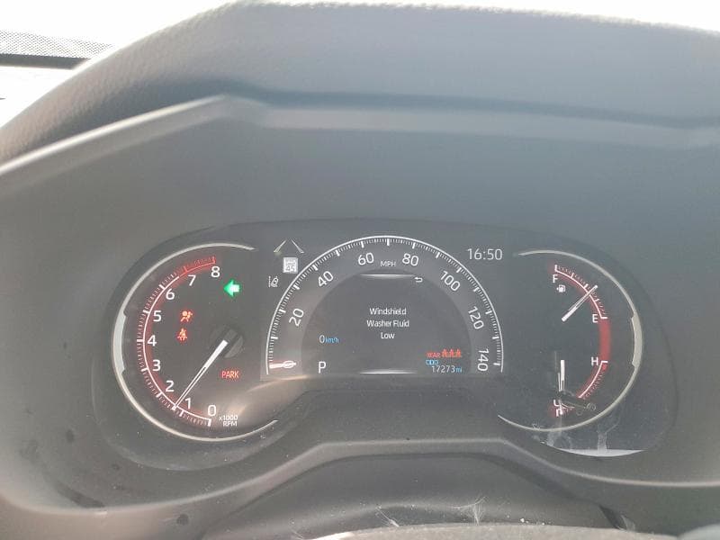 2025 TOYOTA RAV4 LE 9