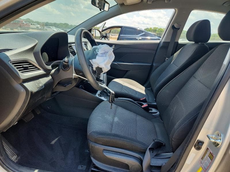 2019 HYUNDAI ACCENT SE 7