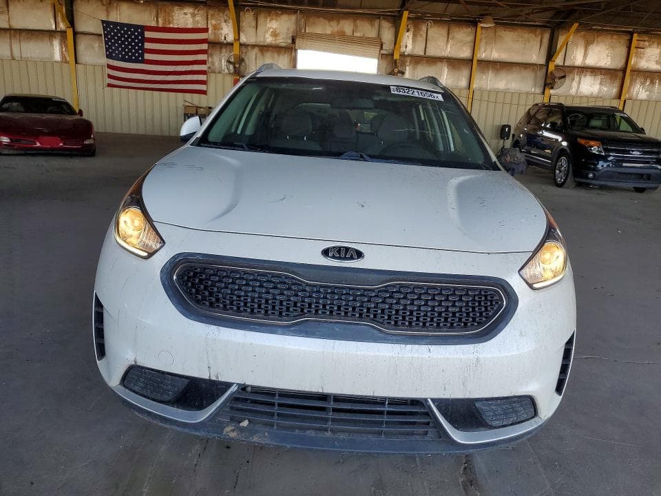 2019 KIA NIRO LX 5