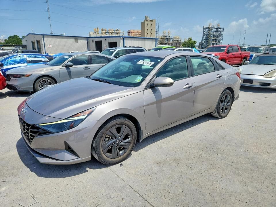 2023 HYUNDAI ELANTRA SEL - 1