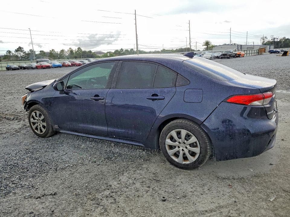 2022 TOYOTA COROLLA LE 2