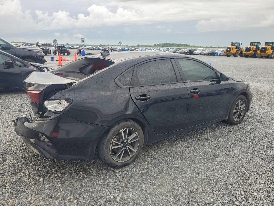 2023 KIA FORTE LXS 3