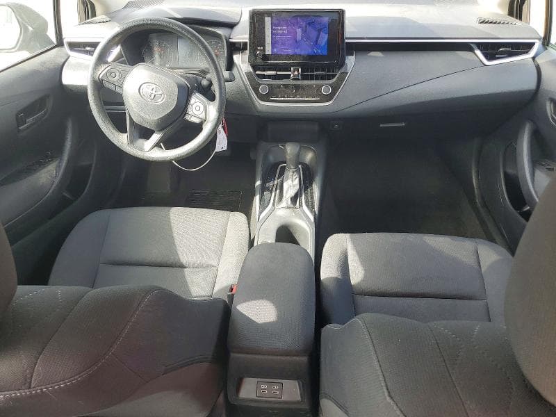 2024 TOYOTA COROLLA LE 8
