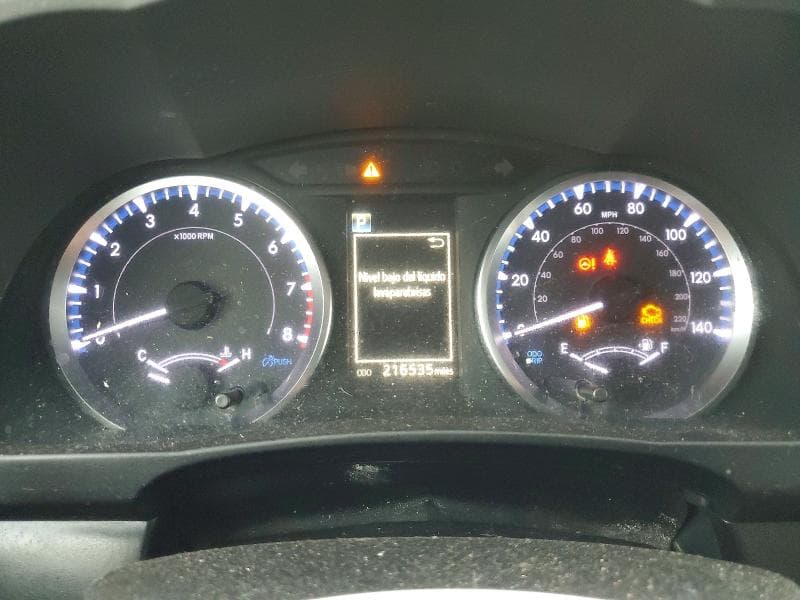 2019 TOYOTA HIGHLANDER LE 9