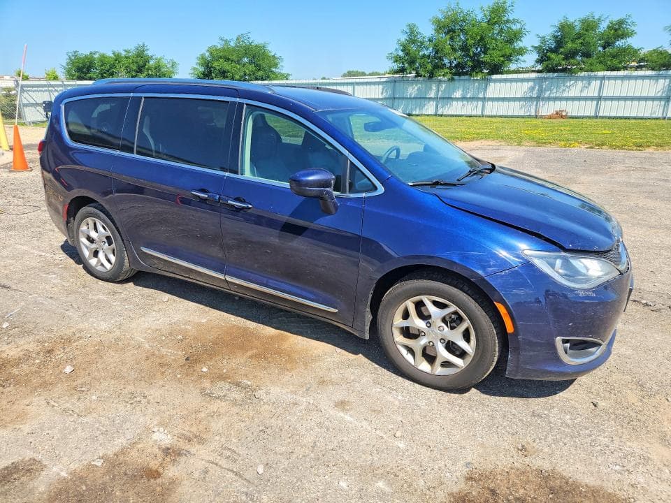 2019 CHRYSLER PACIFICA TOURING L PLUS 4