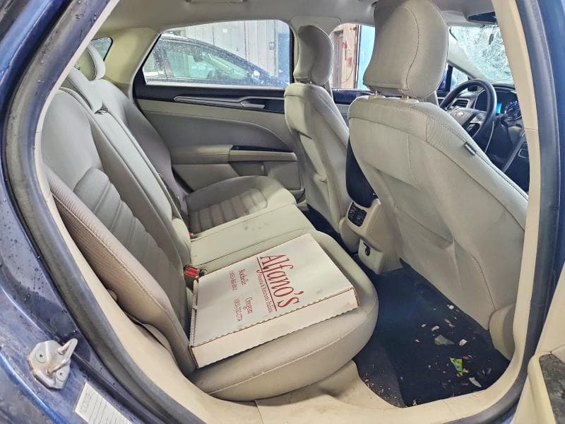 2019 FORD FUSION SE 10