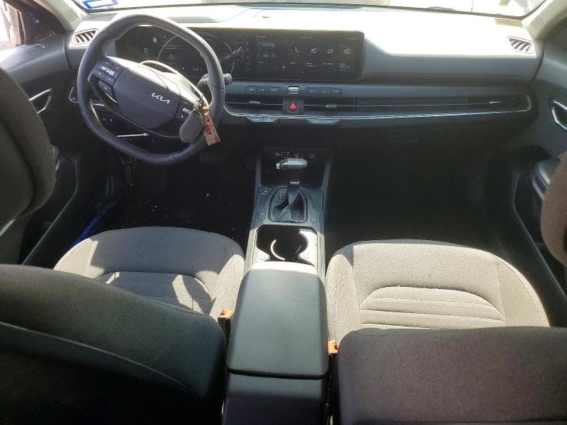 2025 KIA K4 EX 8