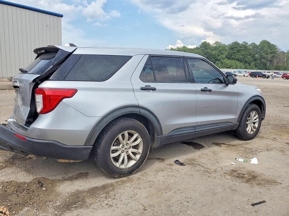 2021 FORD EXPLORER 3