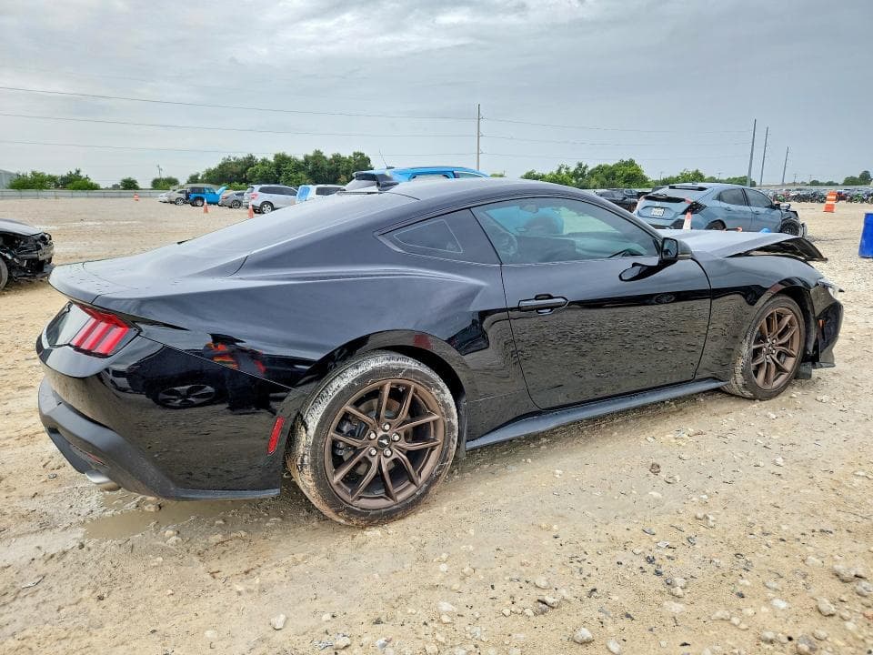 2024 FORD MUSTANG 3