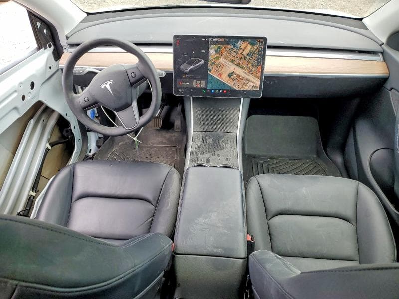 2021 TESLA MODEL Y 8
