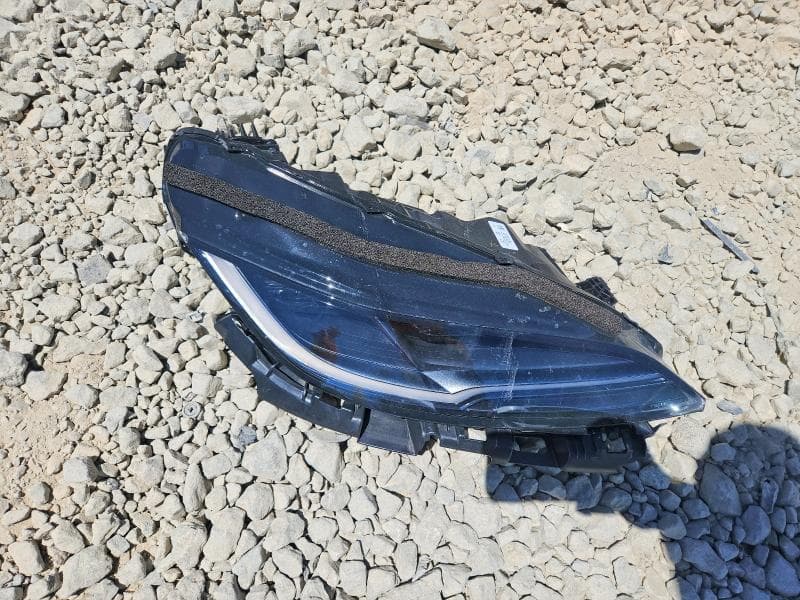 2026 TESLA MODEL 3 12