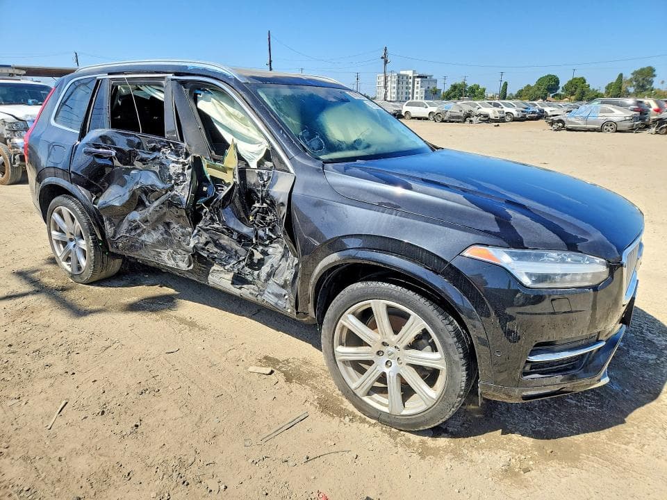 2018 VOLVO XC90 T6 4