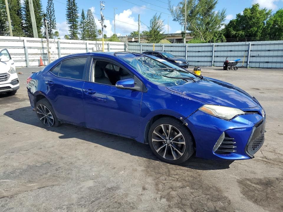 2019 TOYOTA COROLLA SE 4