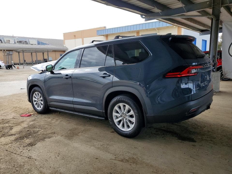 2026 TOYOTA GRAND HIGHLANDER HYBRID XLE 2