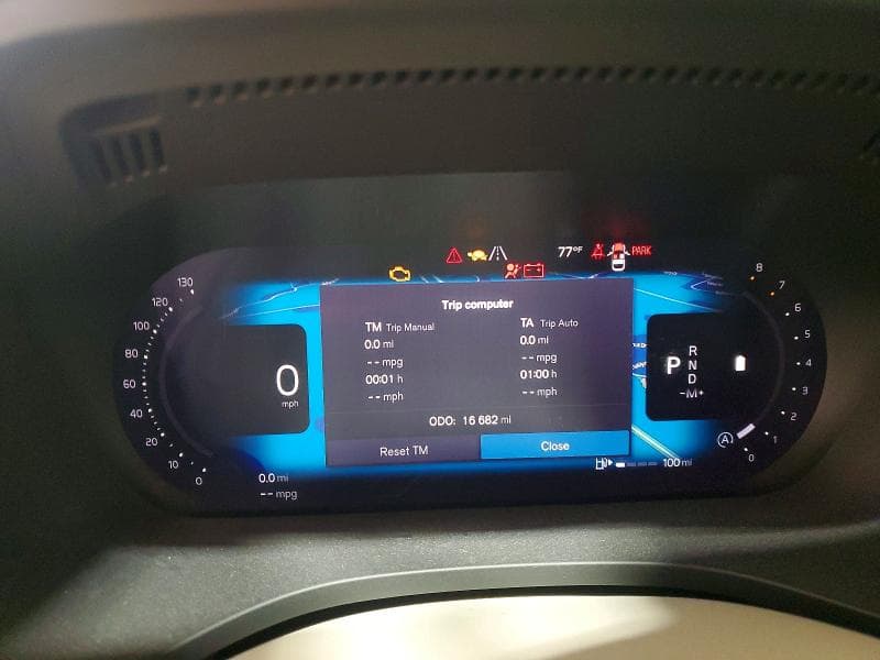 2025 VOLVO XC60 PLUS 9
