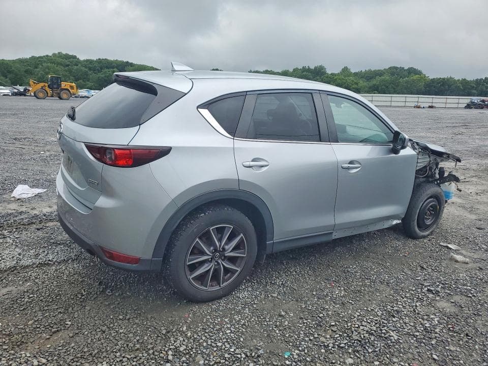 2018 MAZDA CX-5 TOURING 3