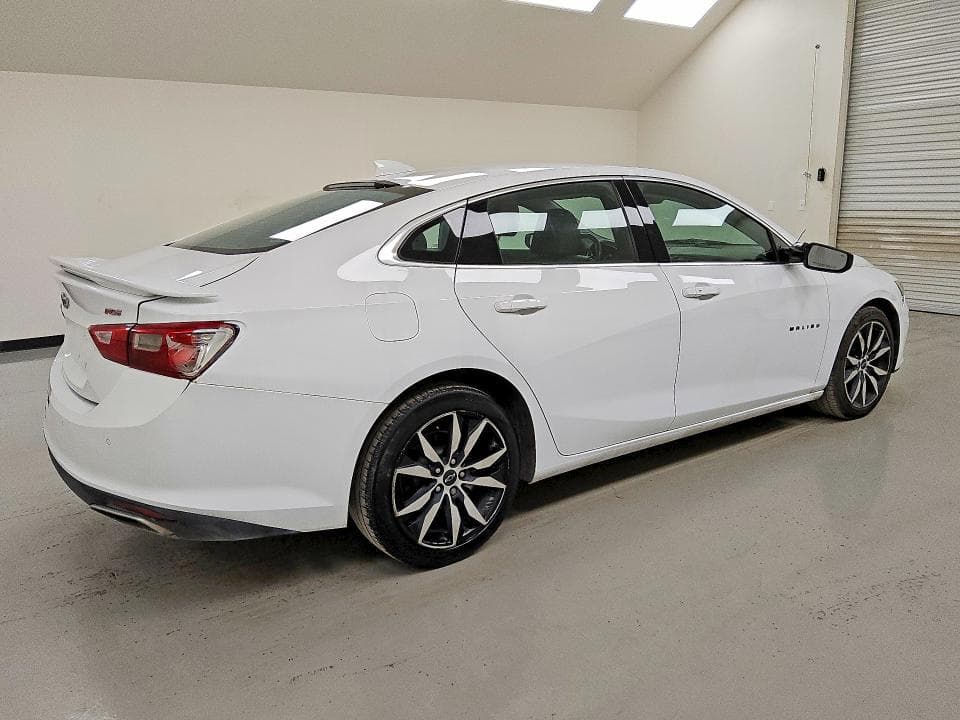 2023 CHEVROLET MALIBU RS 3