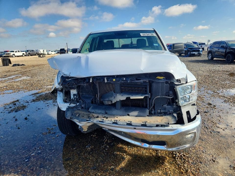 2019 RAM 1500 CLASSIC SLT 5