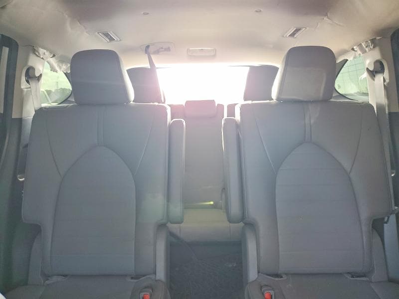 2023 TOYOTA HIGHLANDER XLE 10