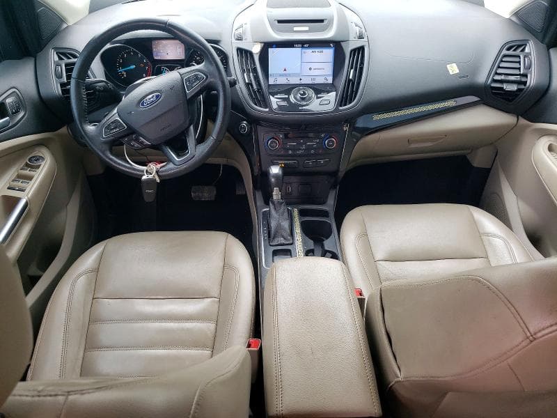 2017 FORD ESCAPE TITANIUM 8