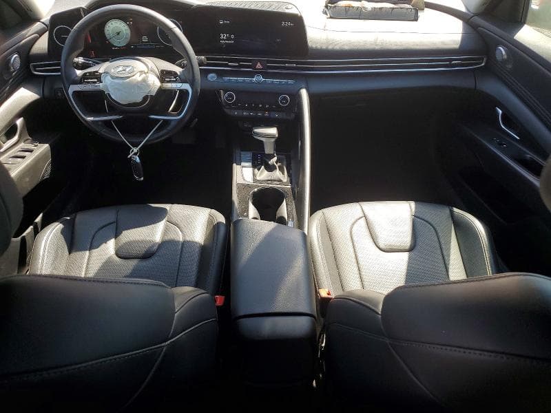 2022 HYUNDAI ELANTRA SEL SEL 8